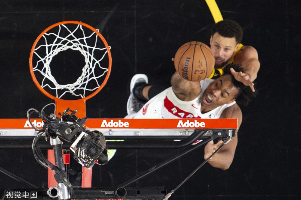 他们在场上 他们在场上