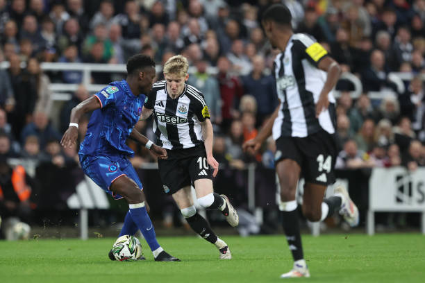 一个由姆巴 一个由姆巴